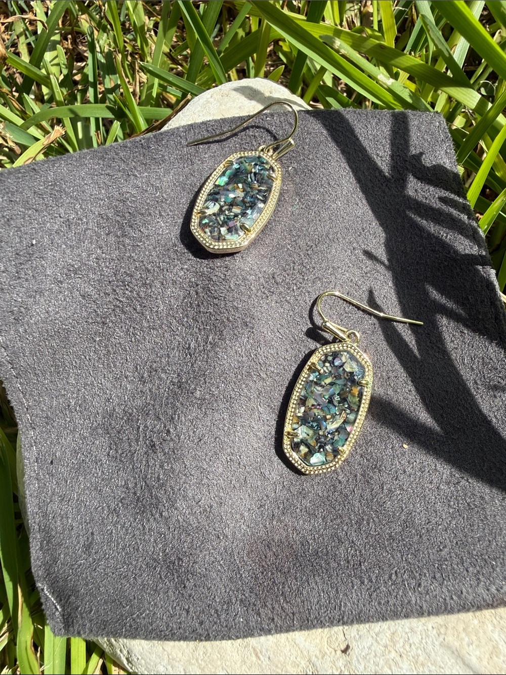 Kendra Scott Gold Abalone Drop Earrings - Picture 5 of 6